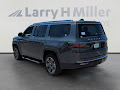 2025 Jeep Wagoneer Base