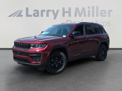 2026 Jeep Grand Cherokee Laredo Altitude