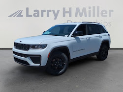 2026 Jeep Grand Cherokee Laredo Altitude