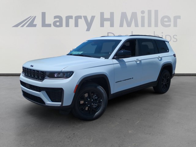 2026 Jeep Grand Cherokee L Laredo Altitude