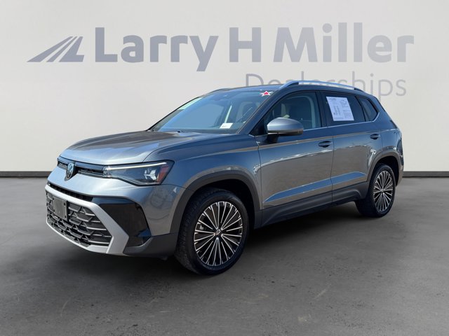 2025 Volkswagen Taos SE